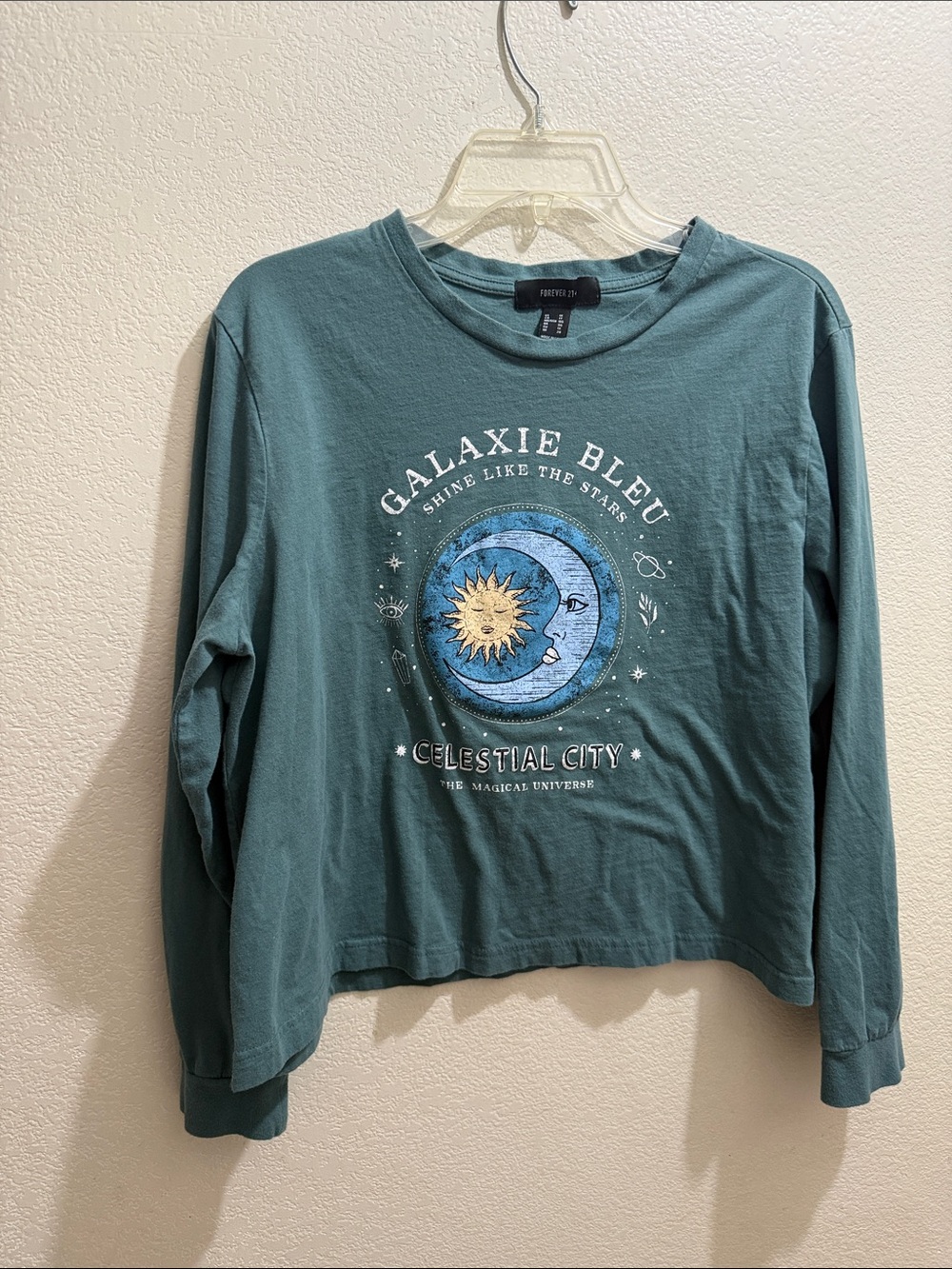 Forever 21 Long-Sleeve Graphic Tee in Teal Green